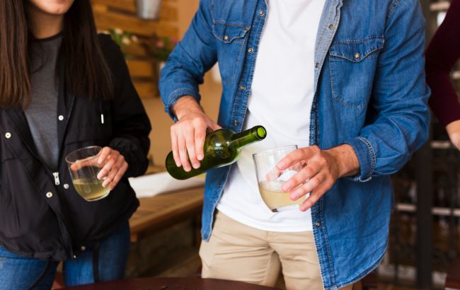 4 напитка, которые усиливают тревогу и нарушают работу мозга