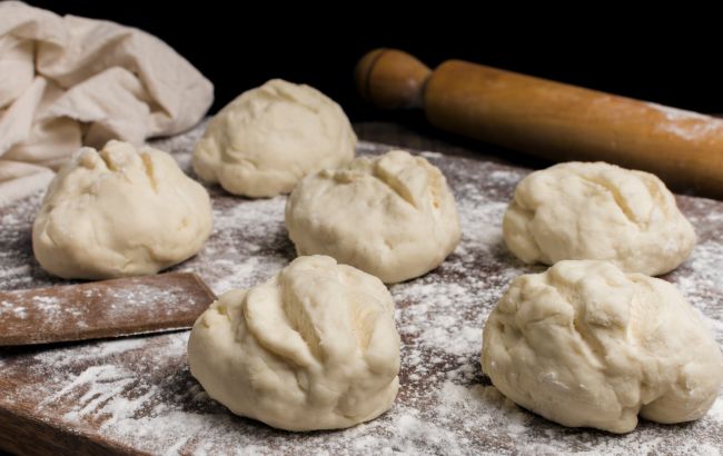 Не викидайте залишки тіста: ось що з них можна приготувати