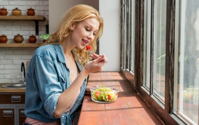 Зміцнюють серце та омолоджують шкіру: які продукти мають бути у тарілці кожного