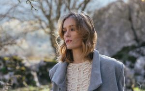 Сильна зовні, слабка всередині: ознаки, що людина потребує підтримки