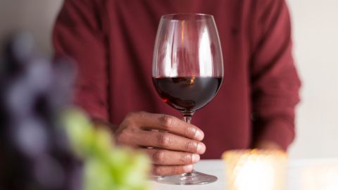 Сомелье назвала три вида вина, которые сама никогда не закажет