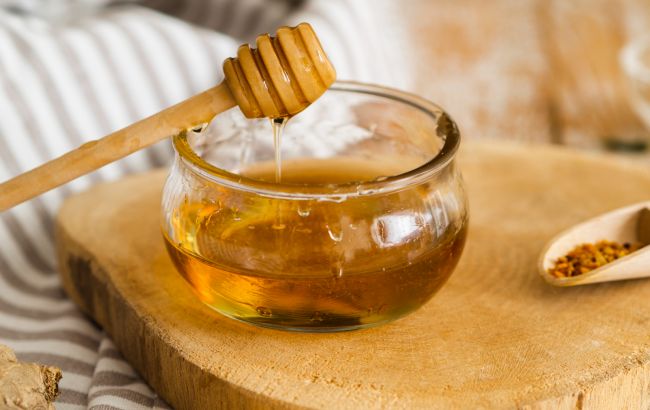 Мед на Маковея: 4 категории людей, которым нельзя есть этот продукт