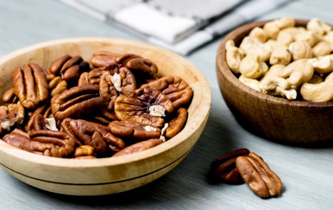 Названо найкращий час для вживання горіхів: отримаєте максимальну користь