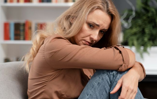 Низкий уровень этого гормона приводит к депрессии: врач объяснил, что стоит делать