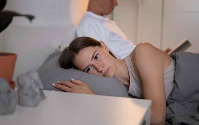 Навіть здорові люди ризикують: названо шкідливу для серця температуру в спальні