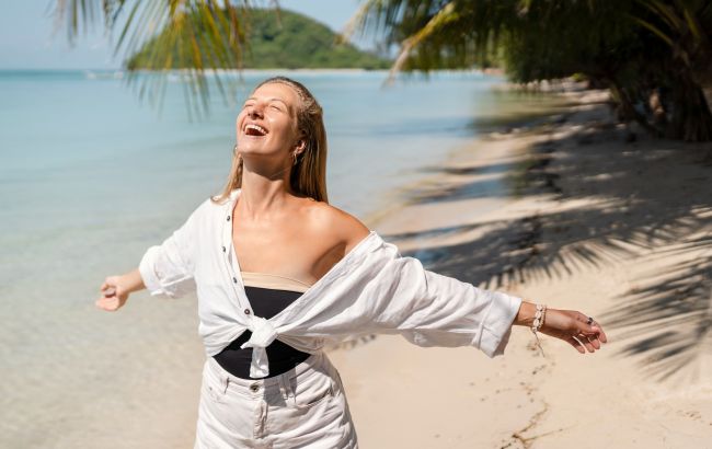 Море в декабре: куда поехать, чтобы перезагрузиться перед Новым годом