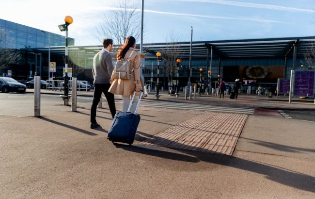 Не тільки військовозобов'язаних. Ось кого ще з українців не випустять за кордон