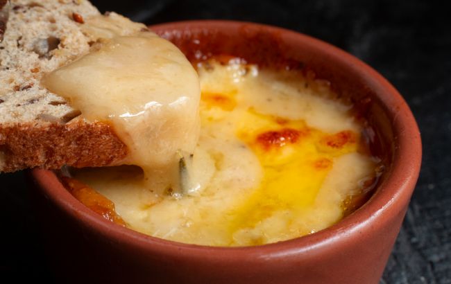 Рецепт домашнього плавленого сиру: більше не доведеться купувати