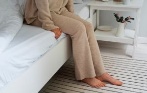 З якої ноги треба вставити зранку - правої чи лівої? Народні прикмети, про які ви не чули