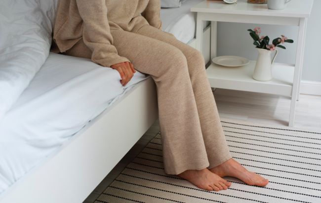 С какой ноги надо вставить с утра - правой или левой? Народные приметы, о которых вы не слышали