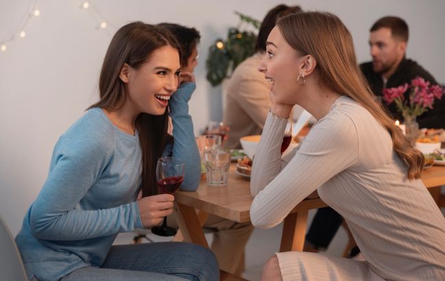 Секреты вежливого общения. Какие 7 фраз звучат грубо и их стоит заменить уже сегодня