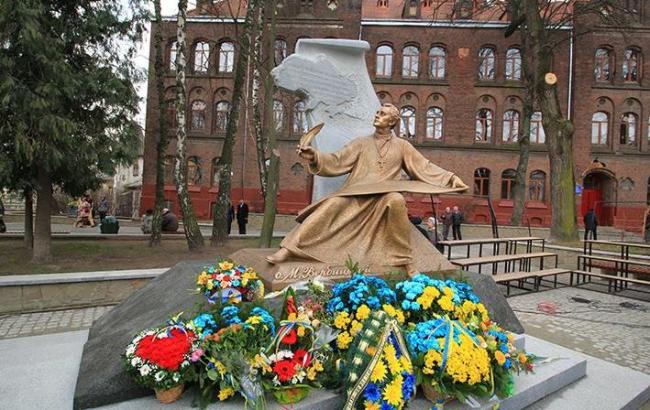 Во Львове открыли памятник автору гимна Украины