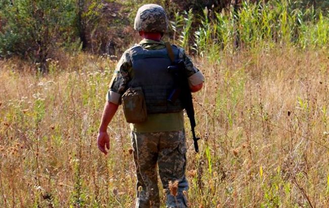 За день в зоне АТО зафиксировано 13 обстрелов, один военный ранен