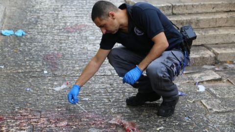 В Иерусалиме террорист с ножом напал на прохожих, есть раненые