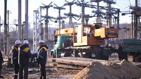 В Киеве с 1 апреля отключат от электроэнергии 64 предприятия