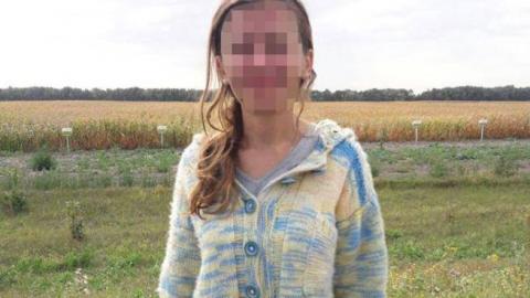 Под Киевом "копы" нашли в поле немую заблудившуюся женщину