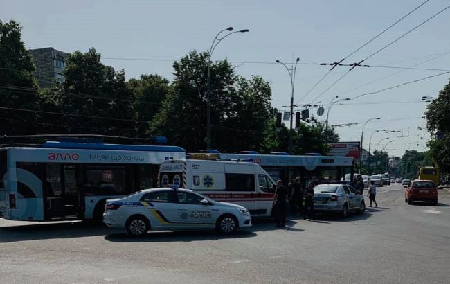 В Києві за кермом помер водій тролейбуса