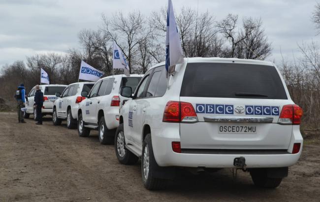 В ДНР боевик открыл огонь из автомата в присутствии наблюдателей ОБСЕ