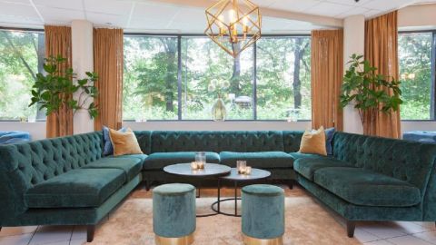 Обман или правда. Зачем "накручивают" отзывы на Booking и как не попасть на фейковые