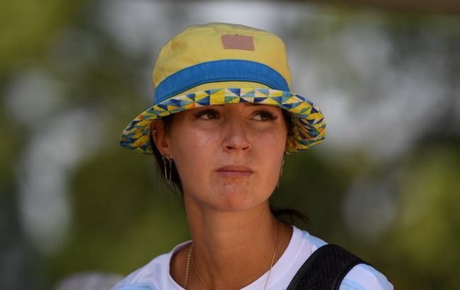 Українська лучниця вибила з ОІ чемпіонку світу. Але не пройшла далі 1/16