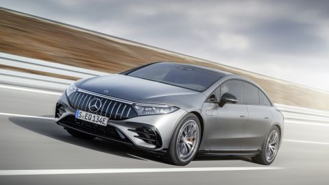 Дорогой и быстрый: объявлены украинские цены на топ-версию флагманского электрокара Mercedes