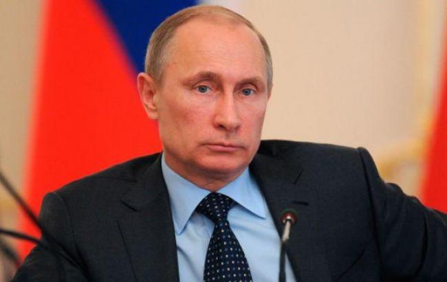 Путін назвав вбивство Нємцова провокацією