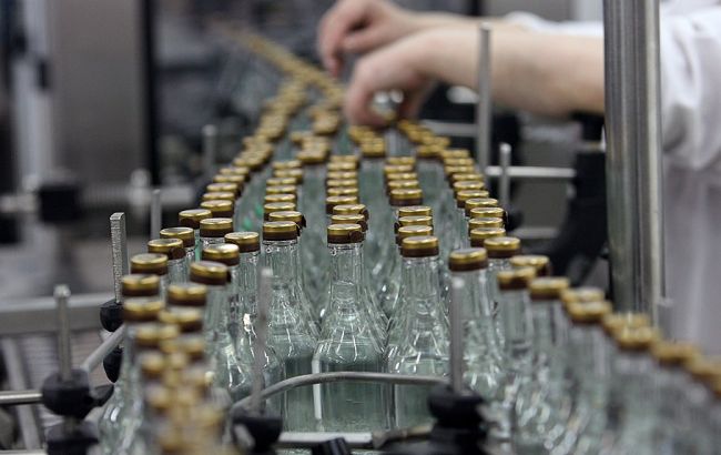 Производство водки в Украине в апреле выросло на 27,6%