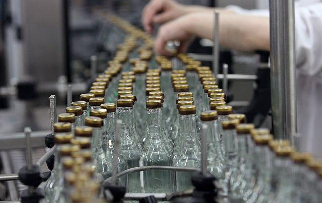 Виробництво горілки в Україні в травні впало на 48,2%, - Держстат