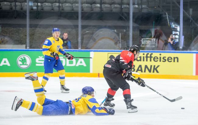 Сборная Украины с неприличным счетом уступила Японии на хоккейном ЧМ-2022