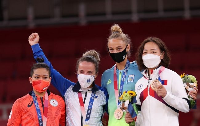 Китай возглавил медальный зачет Олимпиады. Украина на 19-м месте