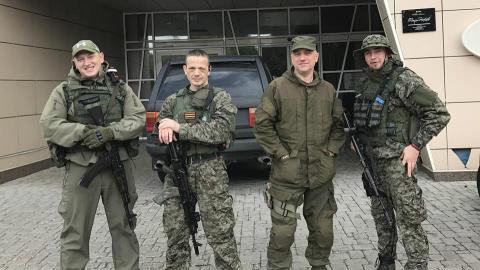 "Мародерством даже гордятся": Боевики в "ДНР" предпочитают "отжимать" гостиницы вместо общежитий