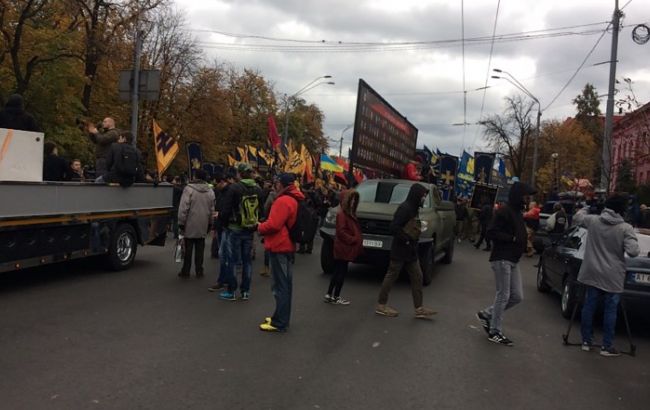 У центрі Києва розпочався марш правих сил