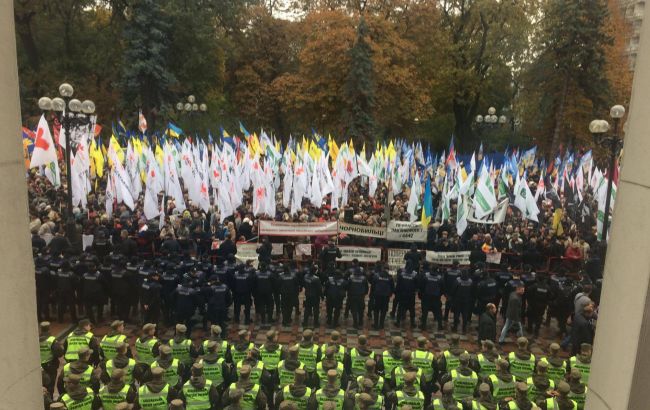 На акции в центре Киева пришли около 6 тыс. человек, - Крищенко
