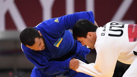 Украинского дзюдоиста дисквалифицировали в 1/8 Олимпиады