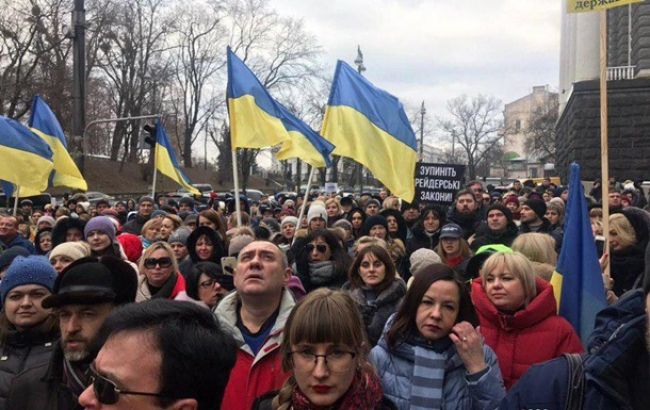 В центре Киева прошла акция нотариусов против рейдерских схем