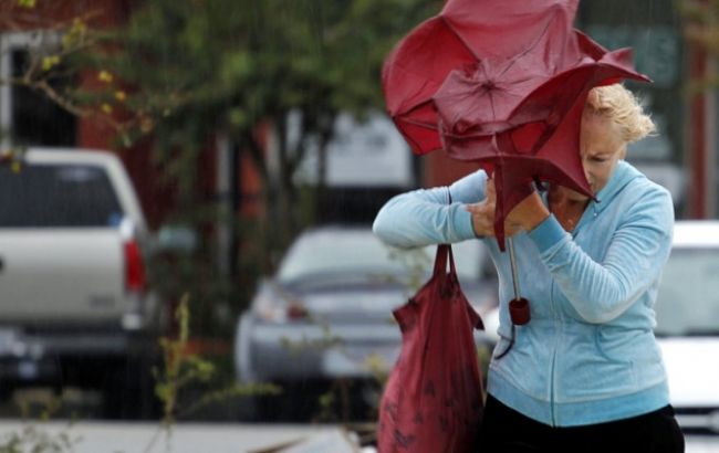 Синоптики попереджають про пориви вітру в Києві 8 квітня