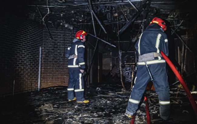 В Киеве произошел масштабный пожар. Горели киоски