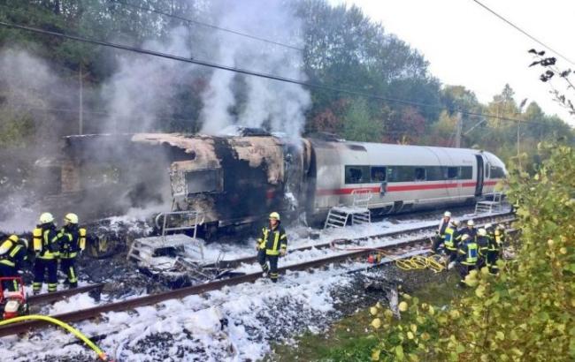 В Германии на ходу сгорел скоростный поезд 