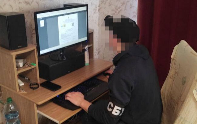 У Києві виявили схему продажу підроблених ПЛР-тестів: клієнтів знаходили через Telegram