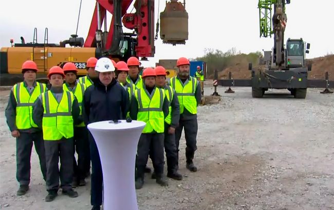 Росія почала будівництво автомобільного мосту в Північну Корею