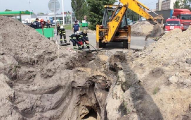 В Черкассах произошел обвал технического тоннеля, один человек погиб