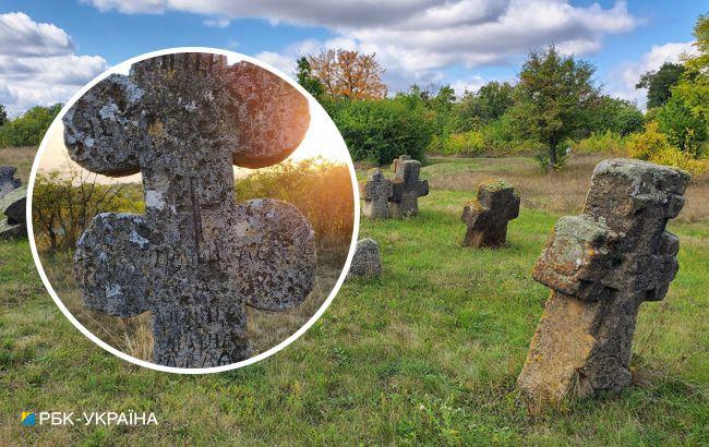 Уникальные доказательства истории. В экспедициях находят древнеукраинские каменные кресты