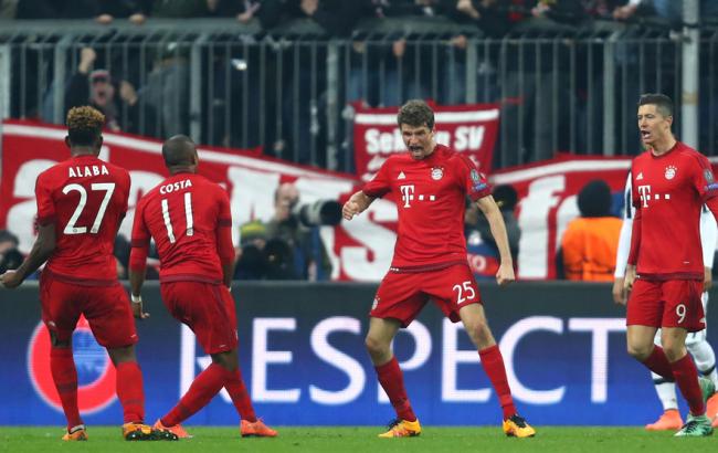 "Бавария" в невероятном матче обыгрывает "Юве", а "Барса" справляется с "Арсеналом"