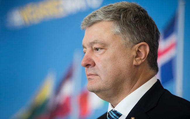 Суд обязал нацполицию переквалифицировать производство по делу о нападении на Порошенко