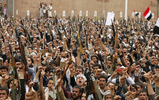 В боях между правительственными войсками и повстанцами в Йемене погибли 66 человек