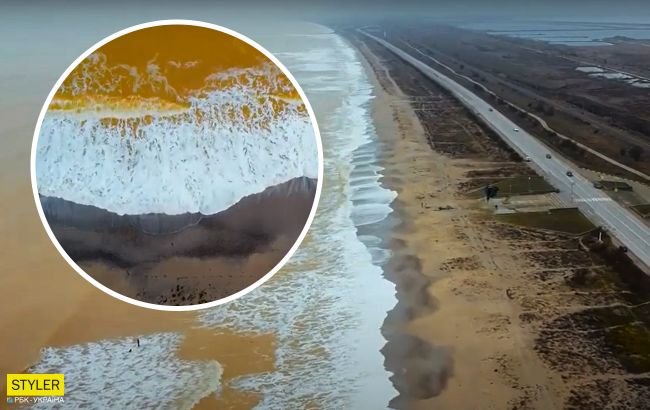 У Криму море несподівано забарвилося в жовтий колір (відео)