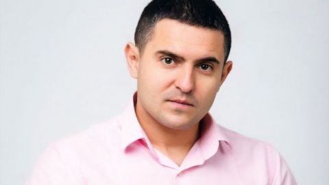 Не має права: вокалістка КАZKA звернулася до Зеленського через Куницького (відео)