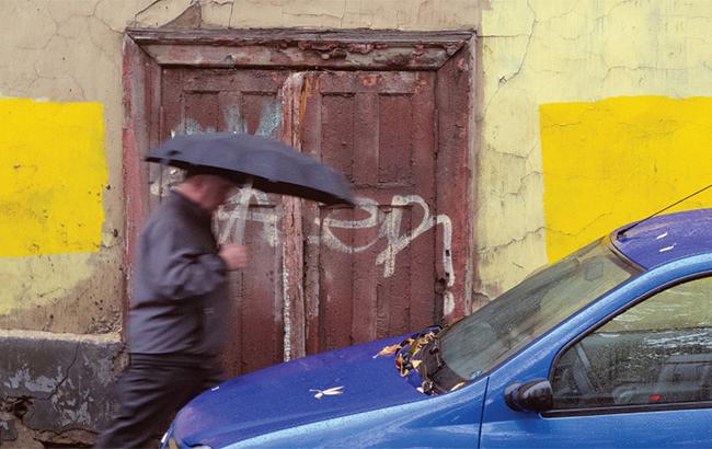 Непогода в Украине обесточила почти 400 населенных пунктов