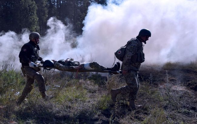 Боевики ранили украинского военного на Донбассе