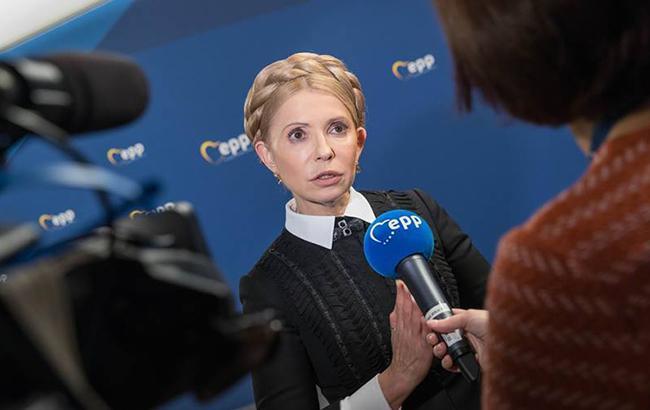 Тимошенко: Порошенко хоче ввести надзвичайний стан для уникнення виборів
